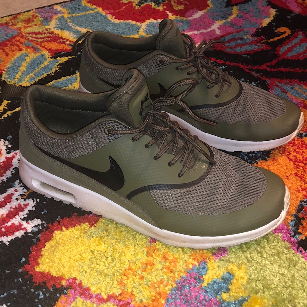 Nike Army Green Air Max